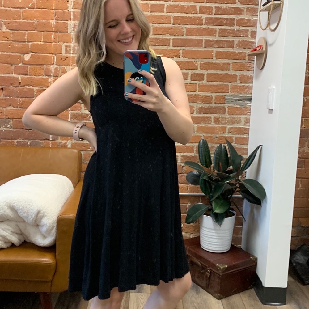 🖤 Anne Taylor Loft Little Black Dress